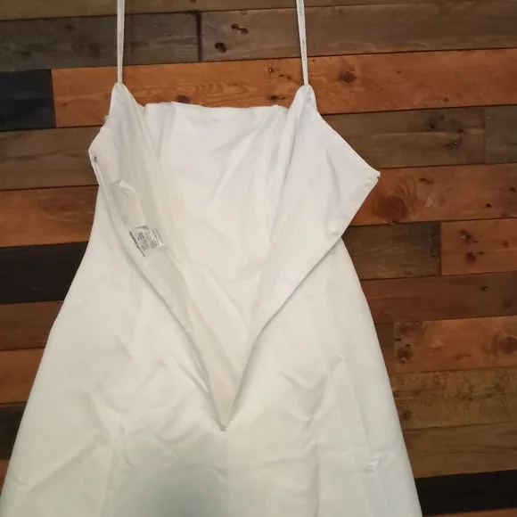 EUC David's Bridal strapless wedding dress by Michaelangelo - 14 - Picture 9 of 11